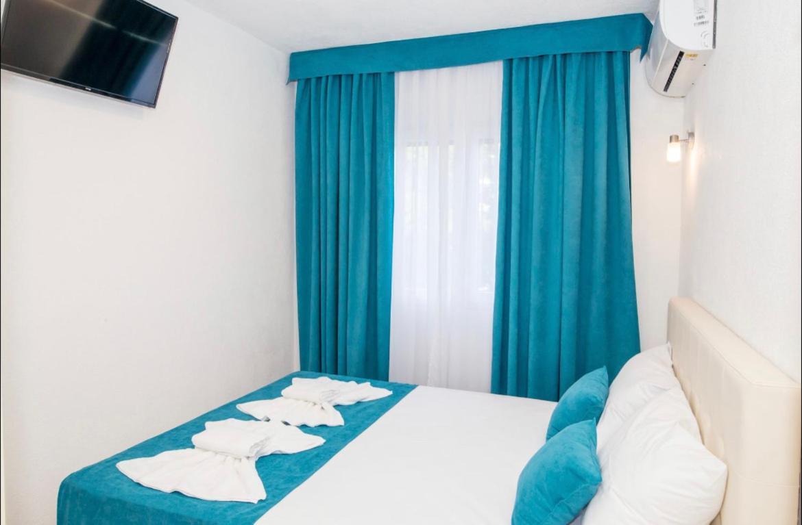 Apartmani Nela Sutomore Ngoại thất bức ảnh
