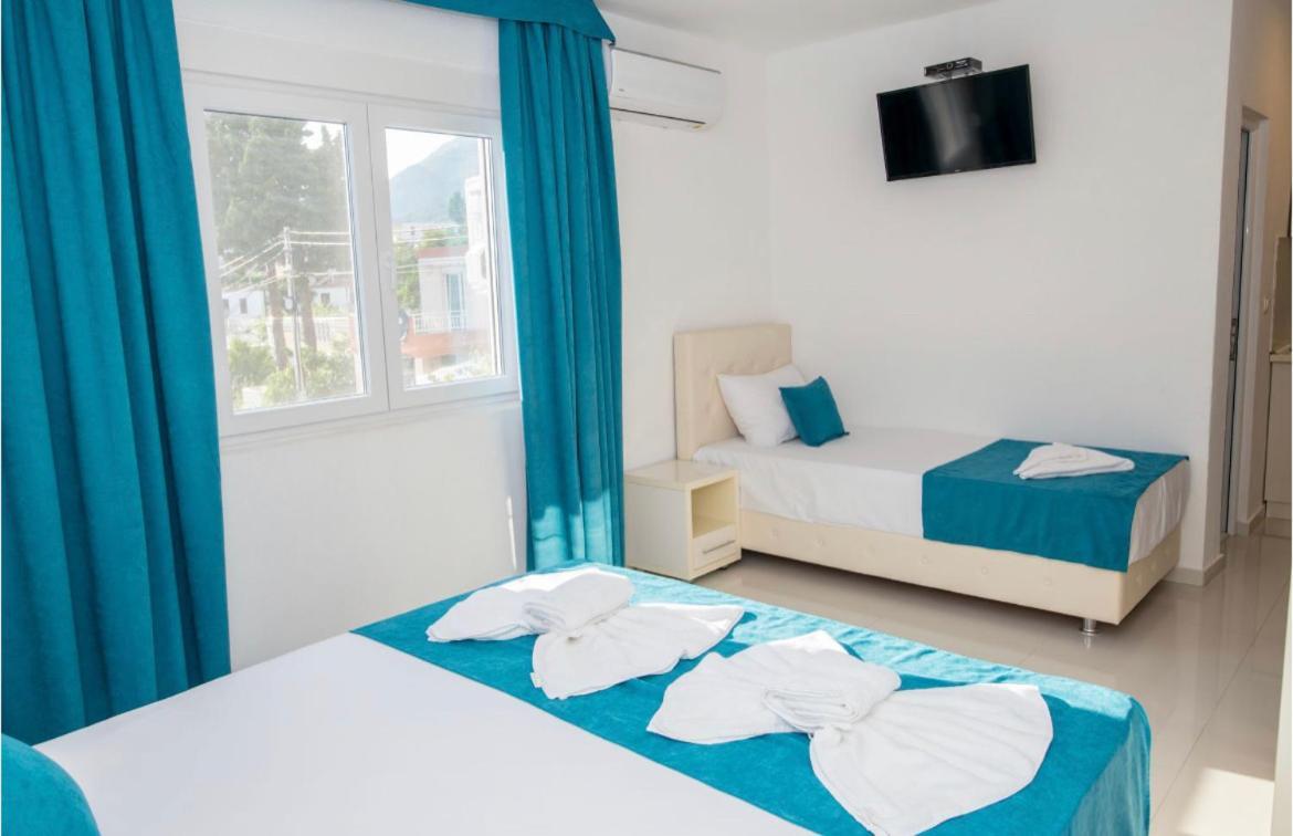 Apartmani Nela Sutomore Ngoại thất bức ảnh