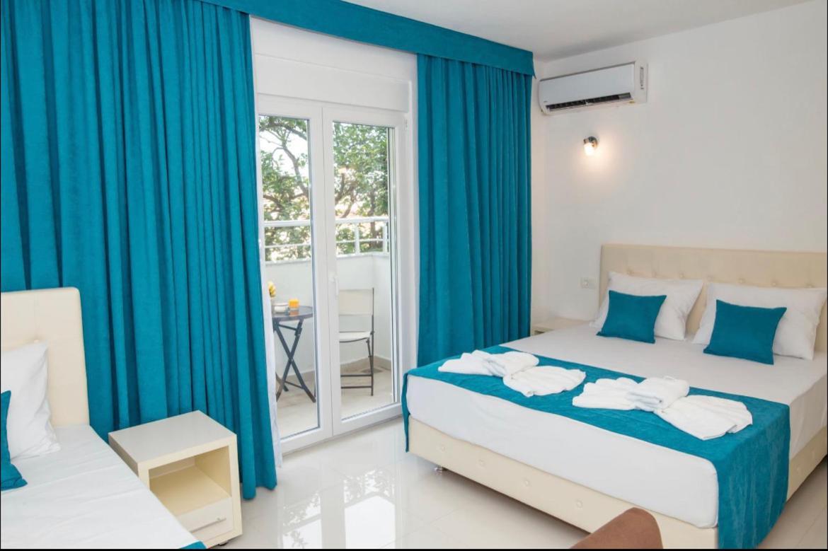 Apartmani Nela Sutomore Ngoại thất bức ảnh