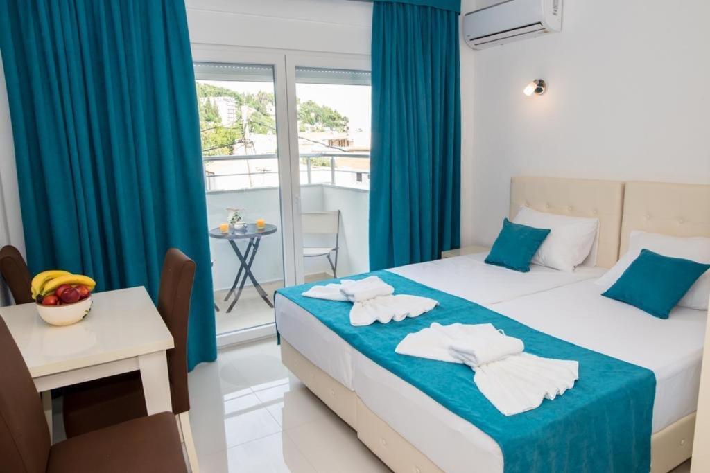 Apartmani Nela Sutomore Ngoại thất bức ảnh